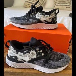 Nike epic react flyknit 2